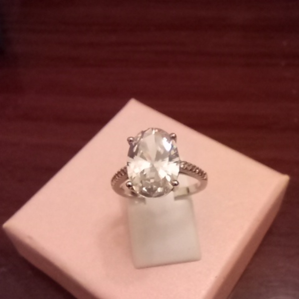 925 Solid Sterling Silver Oval Ring - image 1